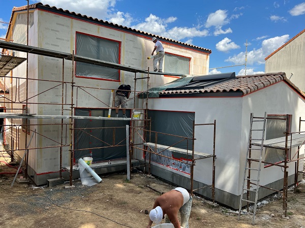 ISOLATION PAR L'EXTERIEUR D'UNE MAISON NEUVE A REZE